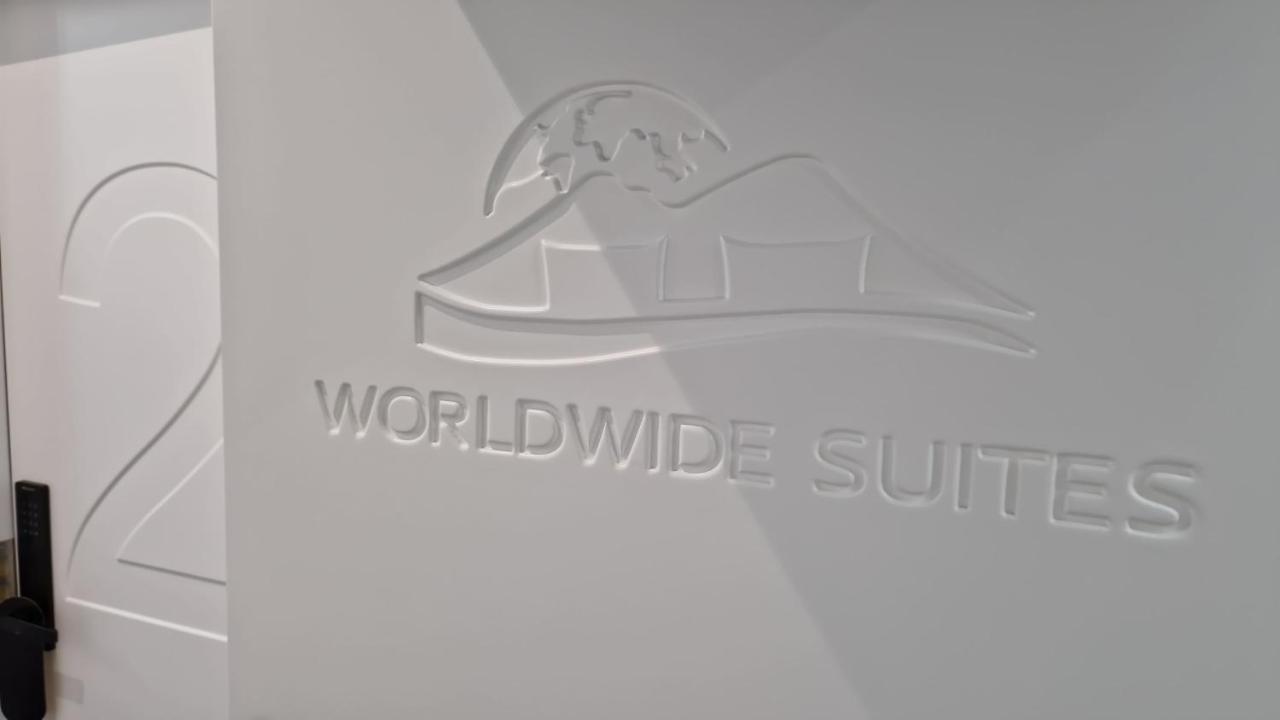 Worldwidesuites Napoli Exterior foto