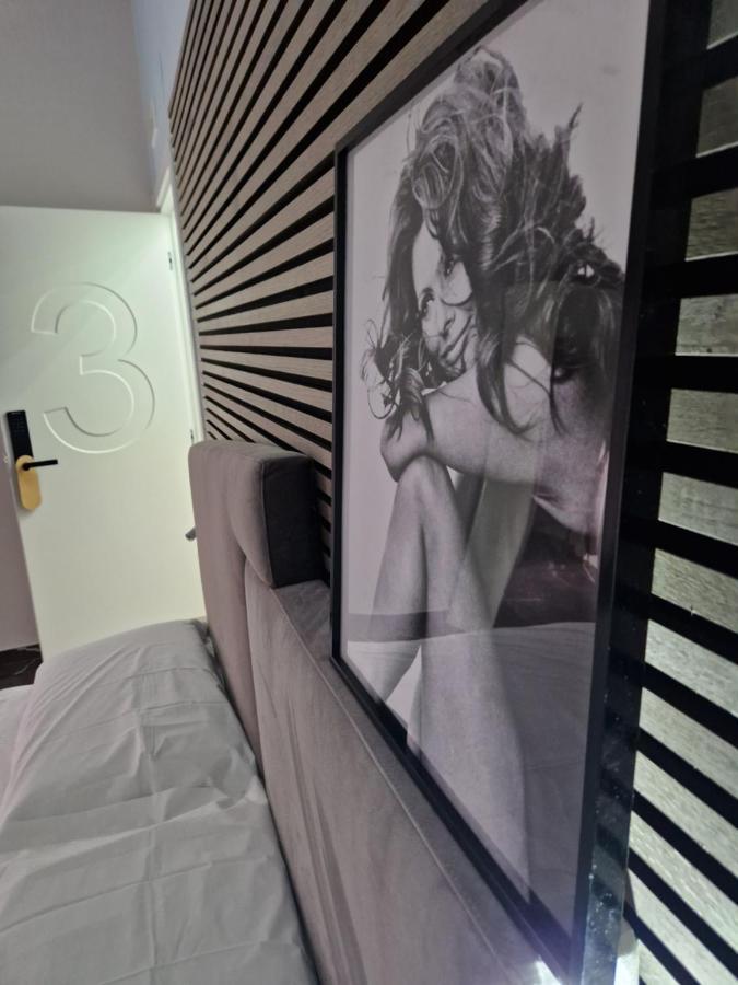 Worldwidesuites Napoli Exterior foto