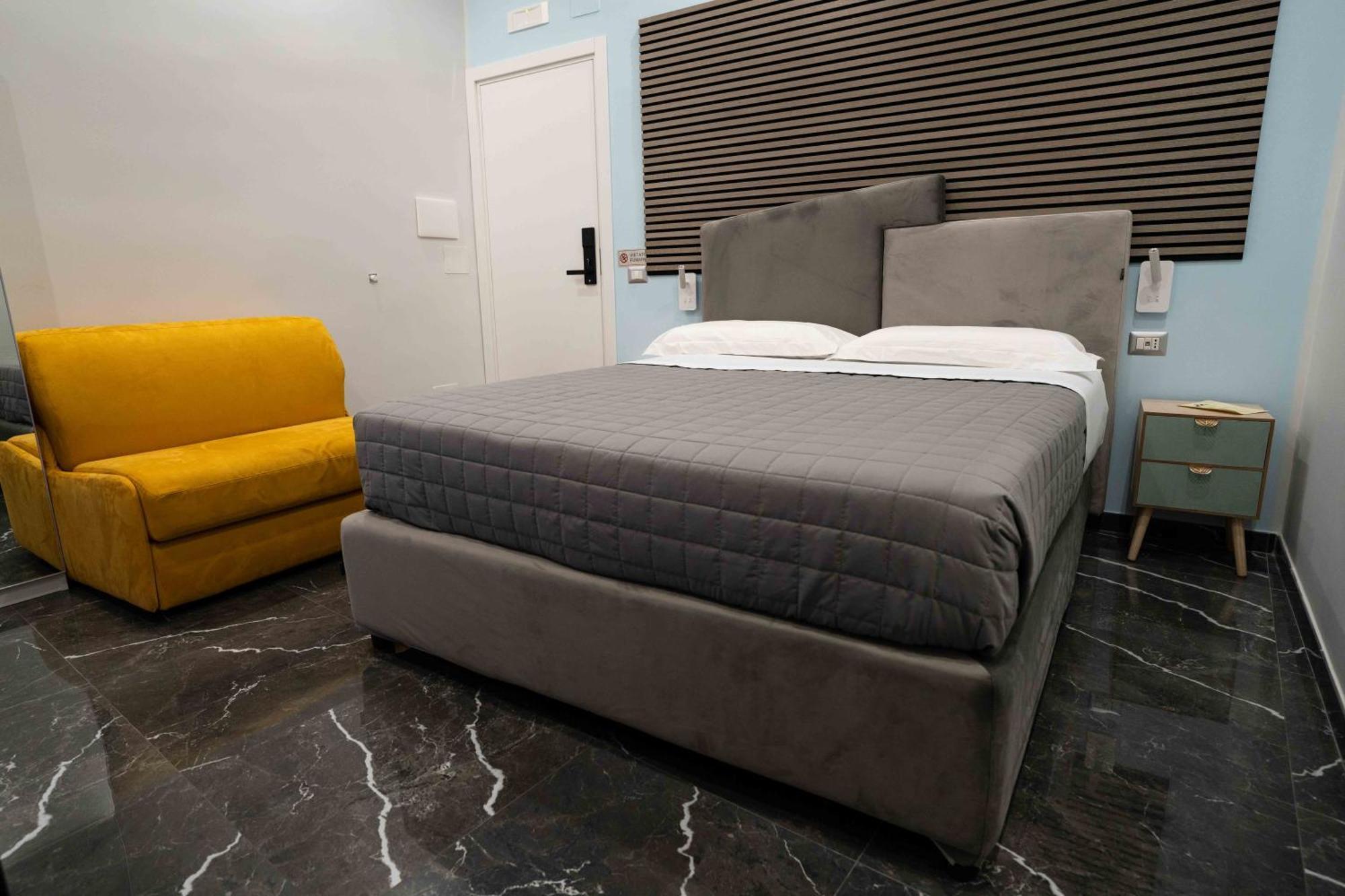 Worldwidesuites Napoli Exterior foto