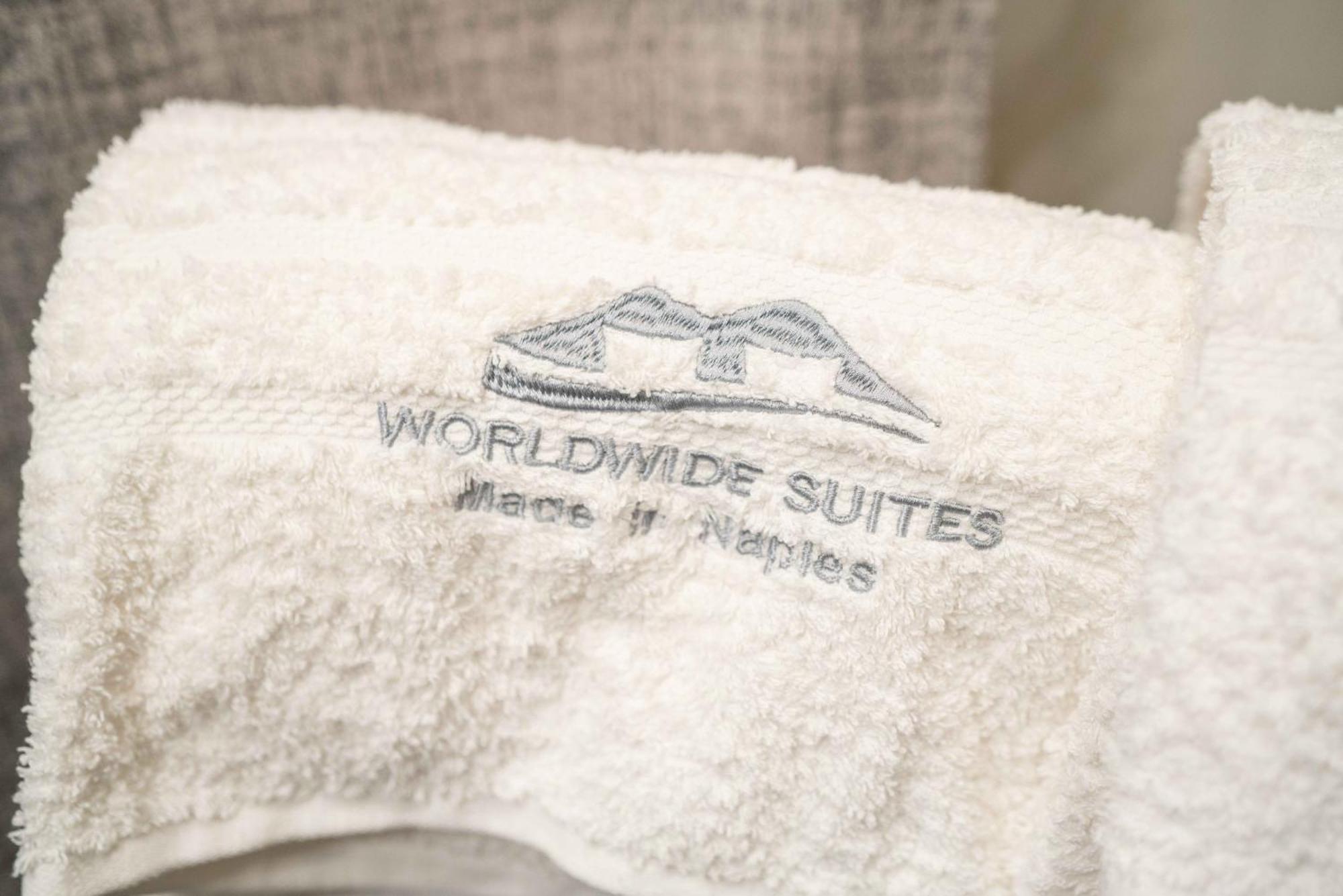 Worldwidesuites Napoli Exterior foto