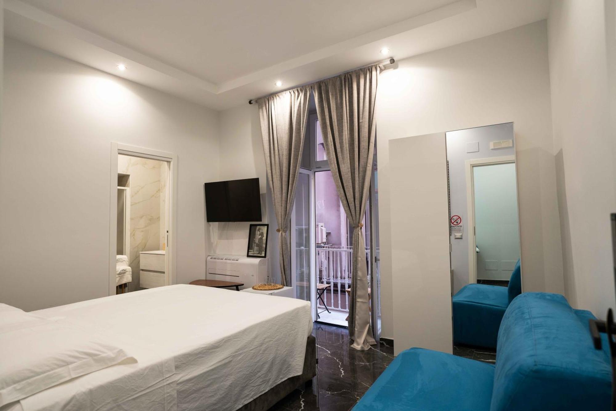Worldwidesuites Napoli Exterior foto